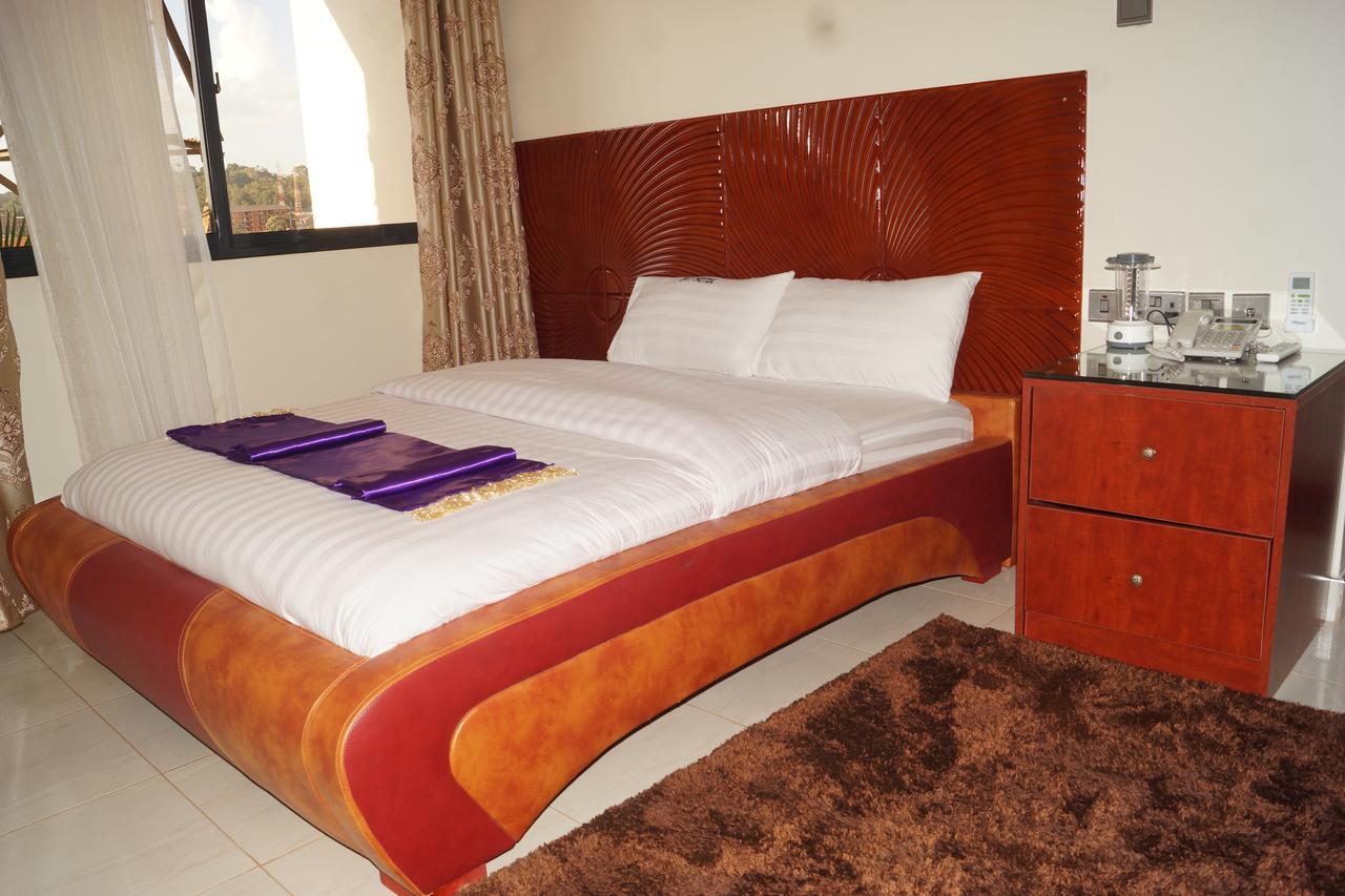 Hotel Ok Kampala Bagian luar foto