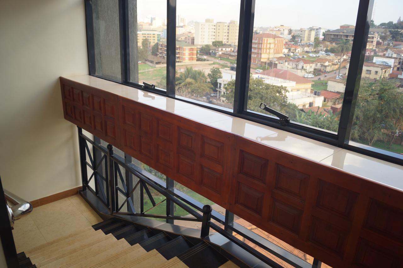 Hotel Ok Kampala Bagian luar foto