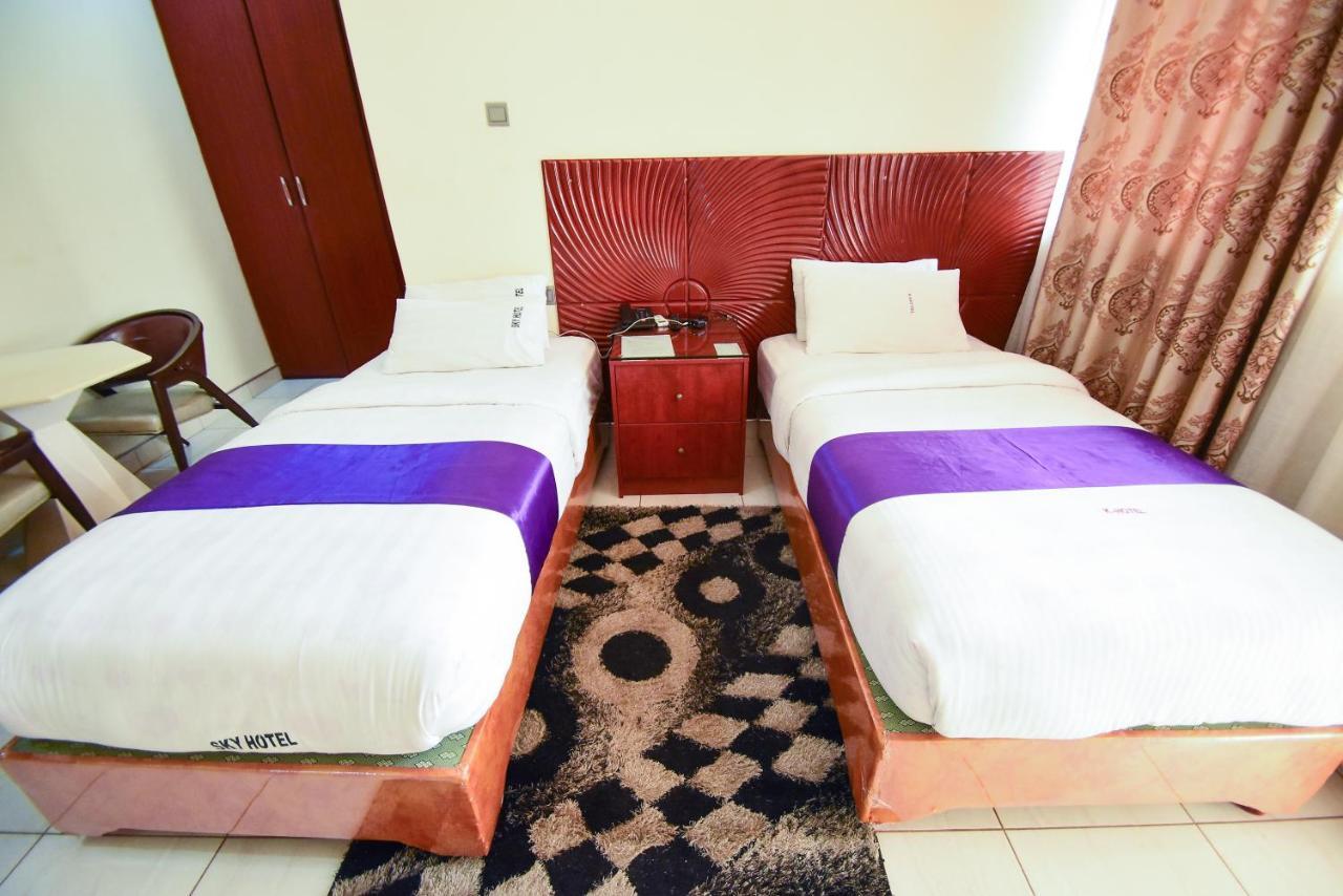 Hotel Ok Kampala Bagian luar foto