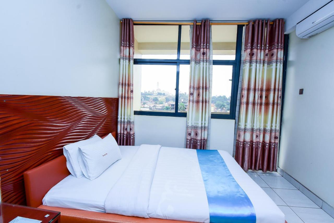 Hotel Ok Kampala Bagian luar foto