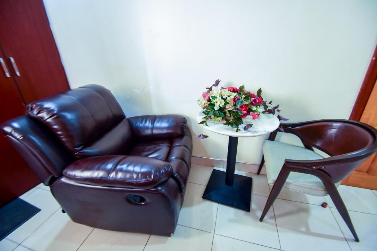 Hotel Ok Kampala Bagian luar foto
