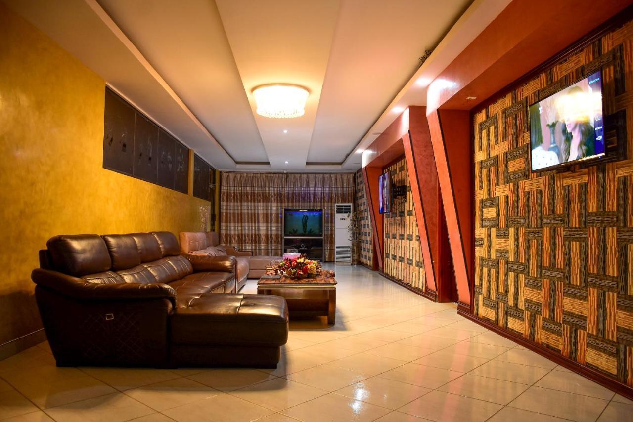 Hotel Ok Kampala Bagian luar foto