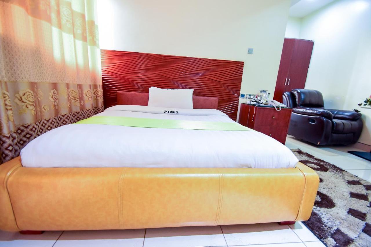 Hotel Ok Kampala Bagian luar foto